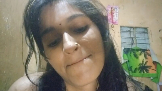 Beutiful Expression Village Aunty Having Fun With Hubby Viral Video
